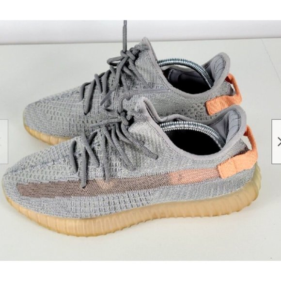 peach yeezy 350